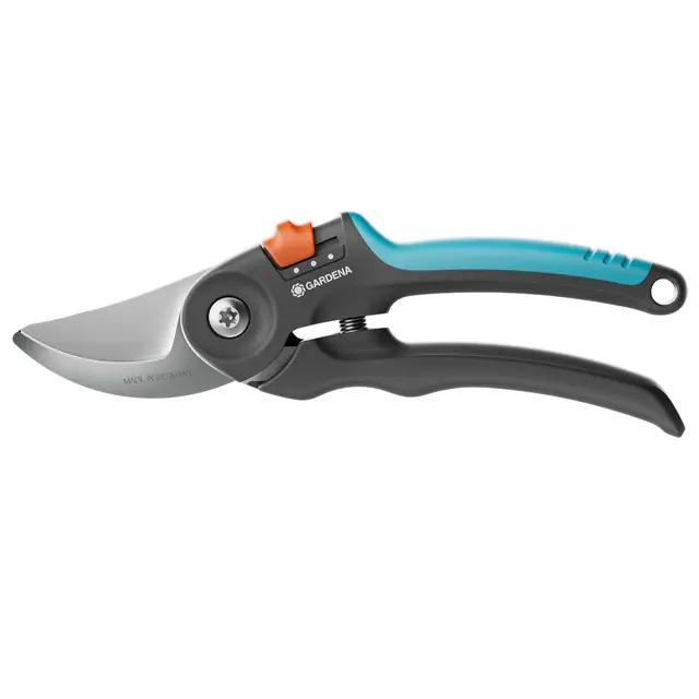 Gardena PremiumCut Flex Tijera de jardín: Bypass, para madera verde, 24 mm de diámetro de corte, mango blando ErgoTec, hojas de acero afiladas con precisión, recubrimiento PowerCoating (12242-20)