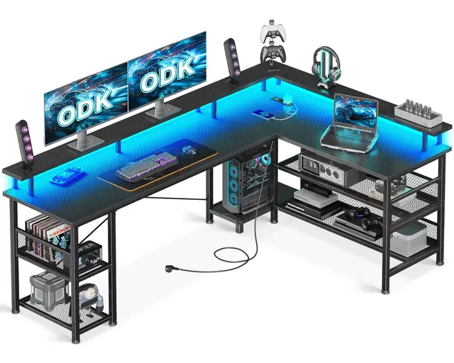 ODK Mesa Gaming con LED, 168×120cm Escritorio Gaming Reversible con 2 Enchufes y 2 Puertos USB, Escritorio Esquinero Grande con Estante de Malla, Fibra de Carbono Negra