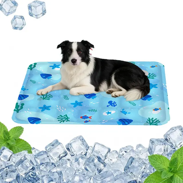 Alfombra Refrescante para Perro Gato, Inyección de Agua Manta Refrigerante para Animales, Plegable Alfombrilla de Refrigeración Automática Esterilla de Gel de Dormir Suave - 60 * 90CM