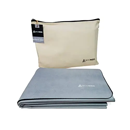 Esterilla de yoga de viaje de caucho natural, color gris extremo, vegana y antideslizante, ecológica y sostenible, fácilmente plegable, ideal para viajes, incluye bolsa de transporte, grosor de la