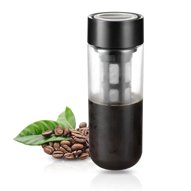 Ideal Swan Cafetera fría de 650 ml portátil con filtro de malla fina, botella de té fría multiusos para café y jugo, cafetera helada para exteriores, viajes, hogar