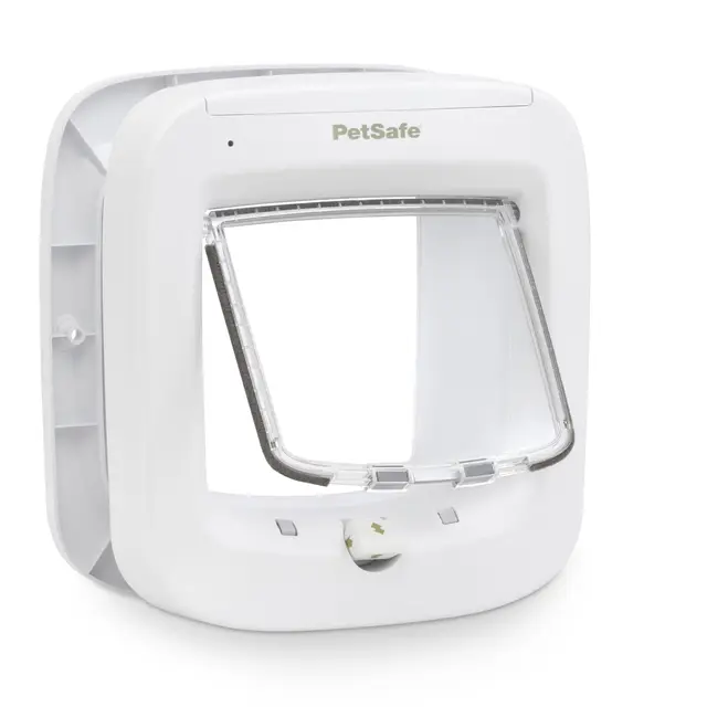 PetSafe Puerta para Gatos de Microchip - Gatera Interior o Exterior - Acceso RFID Multusuario para hasta 40 Mascotas - 4 Modos de Cierre, Impermeable, Instalación Simple - Blanco