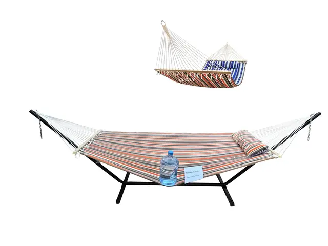 GOCAN Hamaca de tela acolchada con soporte y barras separadoras, más segura y estable, hamacas de calidad para patio exterior e interior, doble cara, azul/rojo