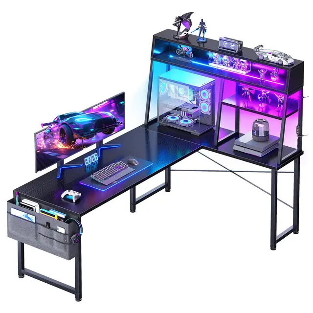 Coleshome Escritorio Gaming en L con LED, 130x100cm Escritorio Gamer Reversible con Estantes, Escritorio Esquinero con Bolsa de Almacenamiento y Gancho para Jugadores, Negro