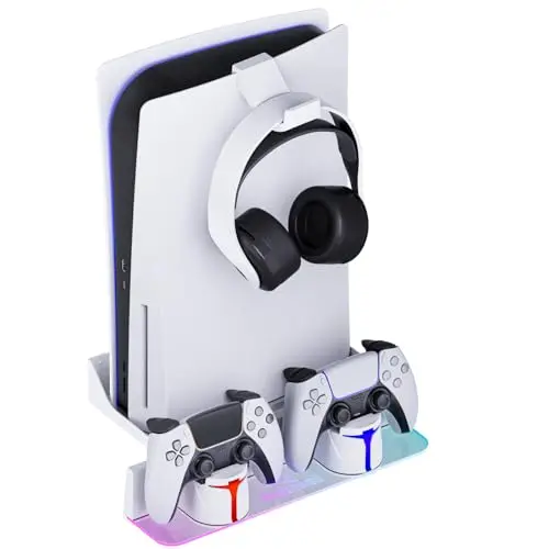 Hosanwell Soporte de Pared para PS5/PS5 Slim/PS5 Pro con Estación de Carga, Compatible con PS5 Disc & Digital Versión, Estación de Carga con Multimodo RGB Luz, Blanco
