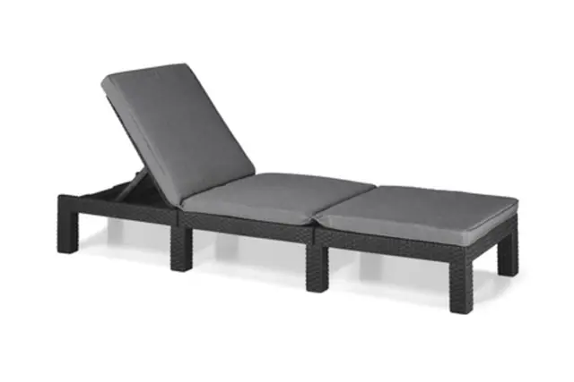 Keter Daytona Deluxe-Tumbona de Jardín, para Exterior terrazas, Patios, Jardines, con Respaldo reclinable en 4 Posiciones, Estructura Reforzada con cojín Incluido, Color Gris